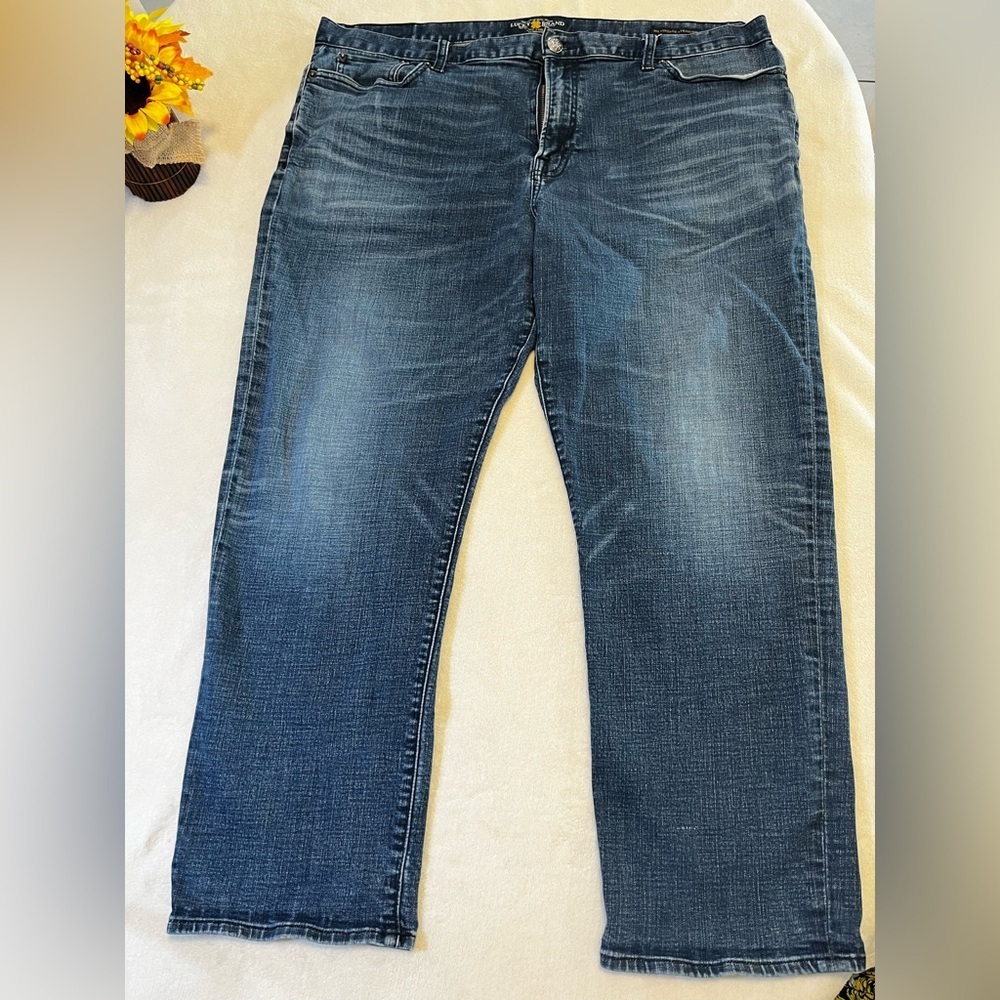 Lucky Brand Men's Straight Jeans in Washed Blue - Picture 6 of 6